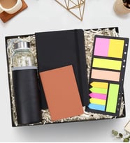 Kişiye Özel Siyah Defter & Deri Kılıflı Siyah 500 Ml Su Matarası & Dikişli Mini Not Defteri & Yapışkanlı Notluk Hediye Seti