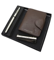 Signator D254 Kişiye Özel Set - Deri Cüzdan Kartlık + Clipper Çakmak  + Scrikss Kalem Seti  İsme Özel Hediyelik Set (Karışık)