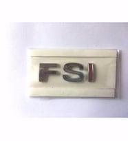 VOLKSWAGEN FSİ BAGAJ YAZISI TEK KIRMIZI (PASSAT B6 - JETTA 5)