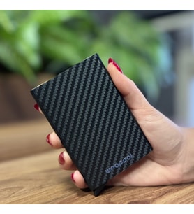 Mekanizmalı Kartlık Rfid Korumalı Alüminyum Otomatik Mekanizmalı Kredi Kartlık Desenli Siyah Karbon