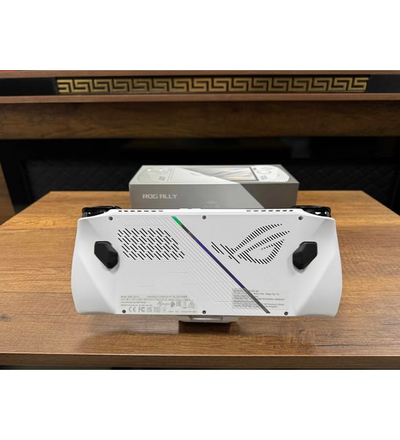 Asus ROG Ally Extreme AMD Ryzen Z1 Extreme 16GB 512GB 7