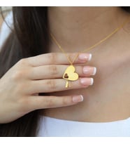 Kişiye Özel 925 Ayar Gümüş Kalp Sallantlı Harf Kolye (Gold)