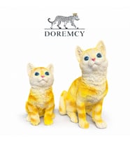 Doremcy Sevimli Kedi Biblo 2’li Set Polyester Dekoratif Ev Salon Hediye Figür obje (Sarı)