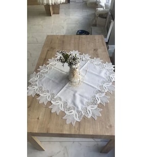 Masa Üzerine Runner, Sehpa Örtüsü Fransız Dantel Detaylı Kare 88x 88 cm Kayla Kreme