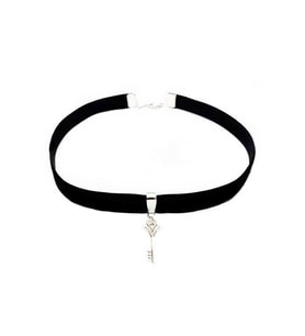 Siyah Renk Kadife Kadın Anahtar Choker Kolye