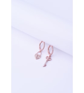 Encili Silver 925 Ayar Gümüş Kadın Taşlı Kilit-Kalp Model Gold Renk Halka Küpe (Rose)
