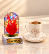 Hayat Ağacı Tasarımlı Kahve Fincanı ve Kişiye Özel Yazılı Renkli LED Kırmızı Kalpli Işıklı Fanus