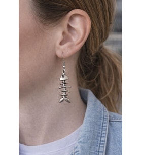 Bone Tide – Balık İskeleti Figürlü Gümüş Renk Unisex Sallantılı Küpe