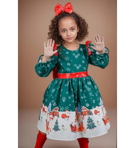 Kız Çocuk Omuzları Fırfırlı Geyik ve Kar Tanesi Baskılı Yeşil Noel Elbise