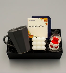 Gri Kupa & Bubble Mum & Kalp Detaylı Kar Küresi