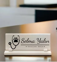Kişiye Özel Veteriner Hekim Temalı Masaüstü Taş İsimlik