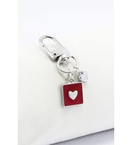 Kırmızı Mineli Gümüş Renkli Metal Kalp Klipsli Cüzdan Süsü Charm Çanta Süsü Anahtarlık