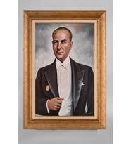 EV İŞYERİ OFİS İÇİN ALTIN ÇERÇEVELİ PASPARTULU ATATÜRK TABLO S411