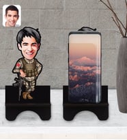 BK Gift Kişiye Özel Asker Karikatürlü Ahşap Biblo Telefon Standı-2