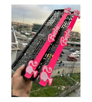 Barbie Yazılı Pembe Renk Özel Tasarım Lüks Pleksi Plakalık