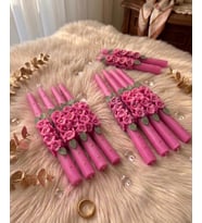 Mumelia Sarmaşık Çiçekli Şamdan - Doğal Soya Kutulu Dekoratif Mum - Pembe