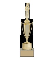 ODAK KUPA - Figürlü Kupalar - Mezuniyet Kadın Figürlü Kupalar FG-040 B - 37 cm