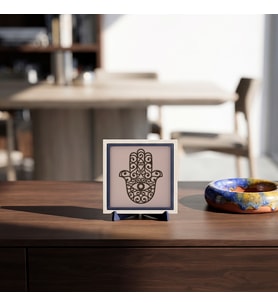 Hamsa Motifli Zarif Dekoratif Obje, Yaşam Alanınızı Zenginleştiren Modern Aksesuar 10x10 cm