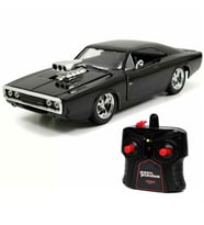 USB Şarjlı Uzaktan Kumandalı Araba Yeni 1:16 Fast & Furious Dom’s Dodge Charger R/T