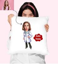 Karikatürlü Doktor Kadın Kişiye Özel Yastık
