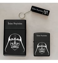 Darth Vader Desenli İsimli Çakmak,Metal Tabaka ve Anahtarlık Seti - 3'lü Hediye Set S17 (Siyah)