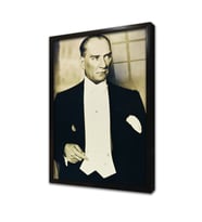 Atatürk Smokinli Çerçeveli Cam Tablo
