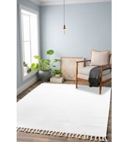 Beyaz Renkli Soft Iskandinav Peluş Dokulu Makine Halısı