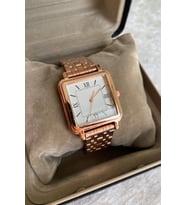 Rose Gold Renk ile Stilinizi Tamamlayın! En Trend Kadın Kol Saati