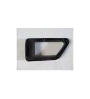 PEUGEOT PARTNER- 96/02; ÖN KAPI İÇ AÇMA KOLU ÇERÇEVESİ SAĞ SİYAH 9119.C7 1576-3011