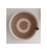 Hasır ve ekru renkli sepet, 20x5 cm, düzenleyici ve dekoratif kullanım