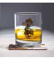Kişiye Özel Rodeo Yapan Erkek Karikatürlü Viski Bardağı