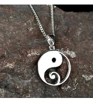 Gümüş Yin & Yang Kolye 925 Ayar Gümüş Yin Ve Yang Figürlü Unisex Kolye