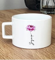 Kişiye Özel Nilüfer ve İsim Yazılı Hediye Lüks Fincan Çiçek Desenli (Beyaz)