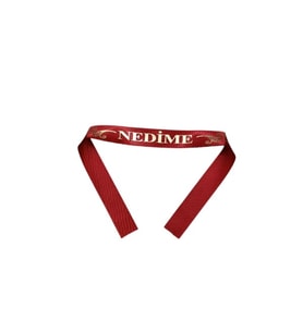 Nedime Kolluk Kırmızı