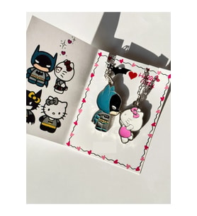 Batman & Hello Kitty 2’li Çift Kolye Seti (Gümüş)