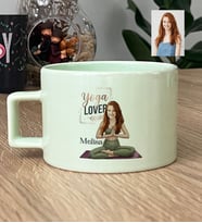 Kişiye Özel Karikatürlü Yoga Lover Motivasyon Lüks Pastel Fincan Doğum Günü Hediyesi