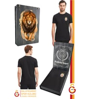 Galatasaray Orijinal Lisanslı Siyah Basic T-Shirt Gs Siyah Basic Hediyelik Ahşap Kutulu