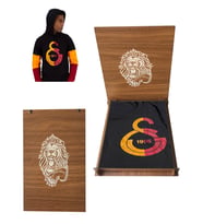 Galatasaray Lisanslı Büyük Armalı Siyah Sweatshirt Hediye Aslan Ahşap Kutulu