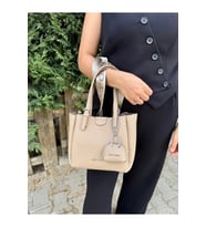 Kadın Yeni Sezon Yumuşak Derili 4 Bölmeli Lüks El Ve Omuz Çantası Shopper EBAT: 28 X 20 CM (STD)