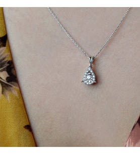 0.23 Ct.Damla Model Pırlanta Trend Kolye