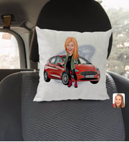 BK Gift Kişiye Özel Plakalı Kadın Ford Fiesta Karikatürlü Kare Araç Koltuk Yastığı-1
