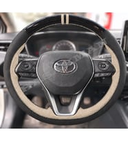Toyota Camry XV70 Dikme Direksiyon Kılıfı Parlak Siyah Bej Detaylı Bej Çift Yüzük ve Dikiş 2021-2024