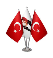 Masa Üstü Atatürk Bayrağı Türk Bayrağı Üçlü Krom Direk Masa Bayrak Seti