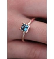 DALLAS KARE GREEN TOPAZ YÜZÜK - AK755