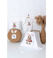 Pia Baby Premium %100 Pamuk Kişiye Özel Tulumlu Yenidoğan Kız Bebek Hediye Seti 5093-03 (Ekru)