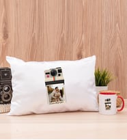 Kişye Özel Polaroid Tasarım Fotoğraflı Dikdörtgen Yastık ve Kırmızı Kupa