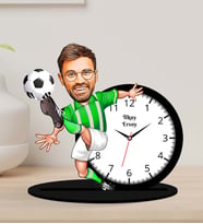 Kişiye Özel Karikatürlü Futbolcu Ahşap Biblo Masa Saati