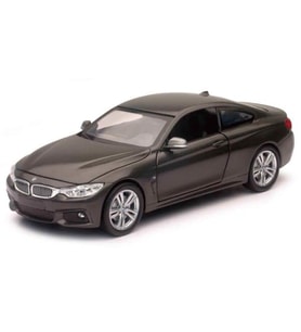 Sunman F32 BMW 4-Series M-Sportpaket 1/24 Model Araba