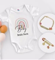 BK Kids Kişiye Özel Baby Tasarımlı Beyaz Bebek Body Zıbın Kız Bebek Künyesi ve İğnesi Hediye Seti-1