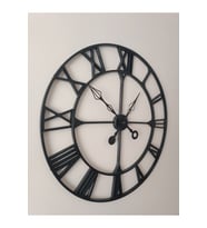 Büyük Boy Roman Rakamlı Metal Duvar Saati 90x90 Cm